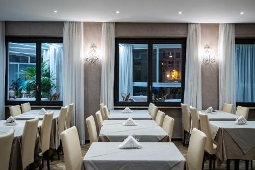 Hotel Globo Suite - image 4