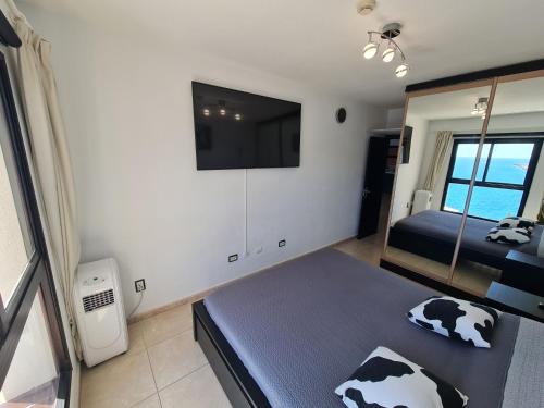  DELUXE 3 Rooms74m2,2Air Condit 2TV SEAVIEW on AMADORES,2 heatPOOLs, PARKING, 600 MB,Dishwasher,2Lift,,3 BEACHes in 35138 Playa del Cura