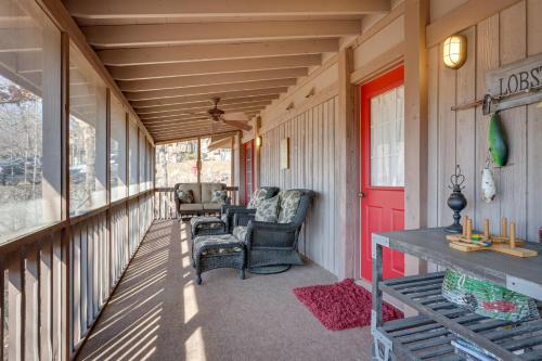 Osage Beach Home Screened Porch, Resort Amenities