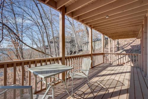 Osage Beach Home Screened Porch, Resort Amenities