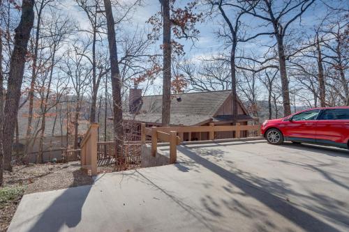 Osage Beach Home Screened Porch, Resort Amenities