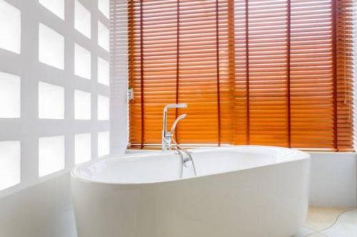 Perfect Son Tra Beach Villa Da Nang with sea view - image 3