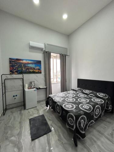 FORIA HOUSE VALENTiNO, Napoli