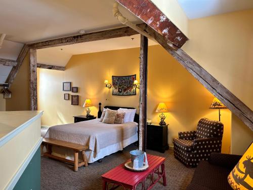 The Common Man Inn, Spa & Lodge The Common Man Inn, Spa & Lodge