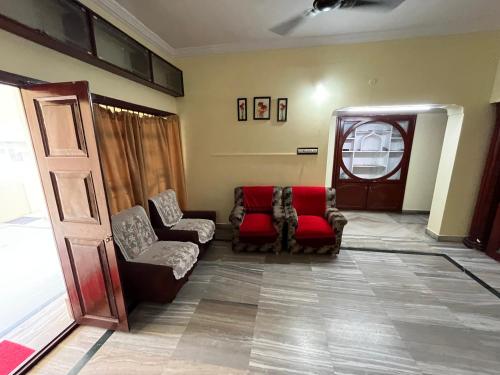 The Padmavathi Guest House - Vizag