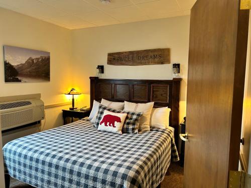 The Common Man Inn, Spa & Lodge The Common Man Inn, Spa & Lodge