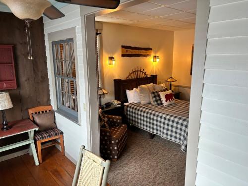 The Common Man Inn, Spa & Lodge The Common Man Inn, Spa & Lodge