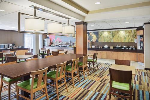 Fairfield Inn and Suites by Marriott Conway