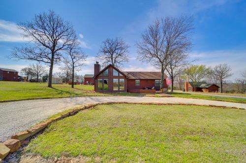 Incredible Log Home 1 Mile from Lake Tenkiller