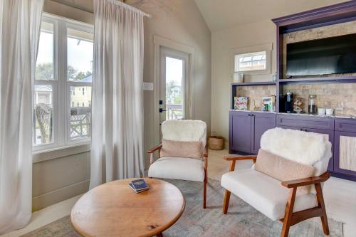 Galveston Escape, 1 Mi to Historic Pleasure Pier! in Galveston, USA