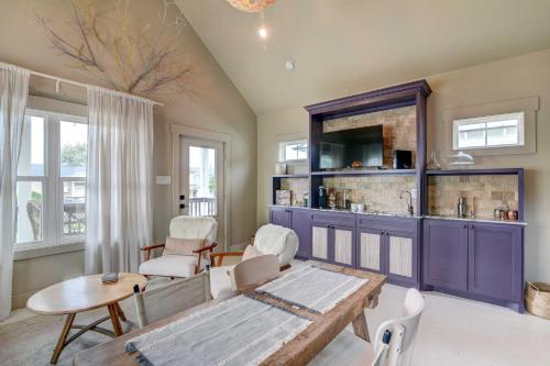 Galveston Escape, 1 Mi to Historic Pleasure Pier! in Galveston, USA