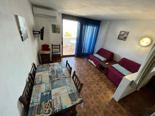 Studio with Sea View image 6