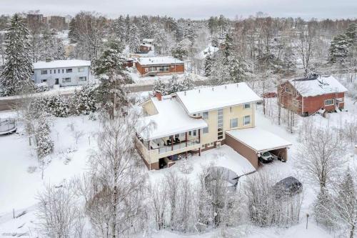 Grand Villa Kivistö near Helsinki airport