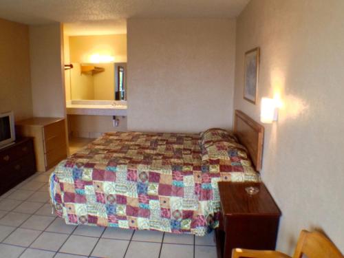 Deluxe Room - Smoking image 4