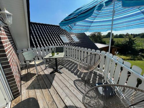 Rõdu/terrass, Ferienzimmer Claudia in Surwold