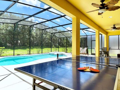 Huge10Bd Spa Gm Pool Solterra-5252OA - image 36