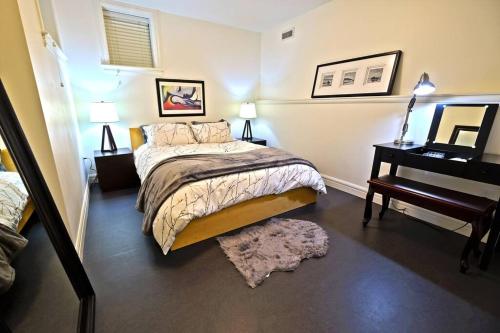 Beautiful 1 Bedroom Garden Suite in Metrotown in Burnaby (BC)