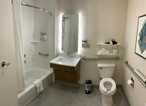 Candlewood Suites Oklahoma City-Moore, an IHG Hotel in Moore, USA