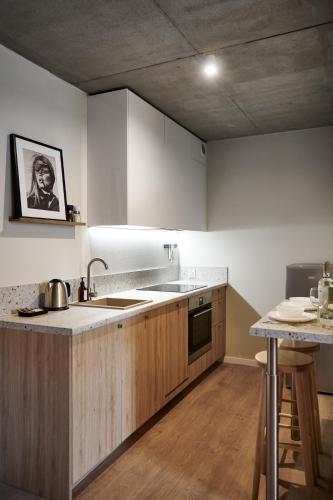 Cocina, THE HOUSE near Lake & Old Town in Olsztyn