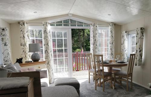 Poppy Lodge Glendevon Scotland in 格倫德文