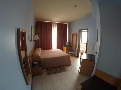 Hotel Astoria - image 10