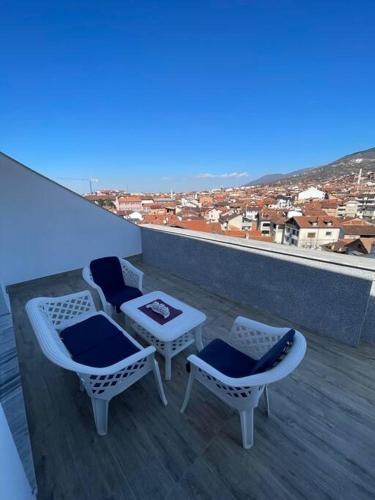 Penthouse with castle view