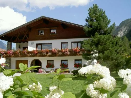 Ferienhaus Gapp in Elmen, Österreich