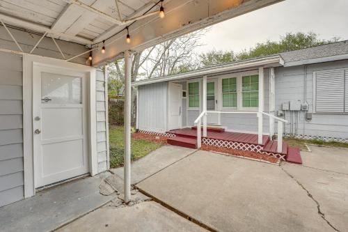 Vintage Corpus Christi Home - 2 Blocks From Beach! - image 10