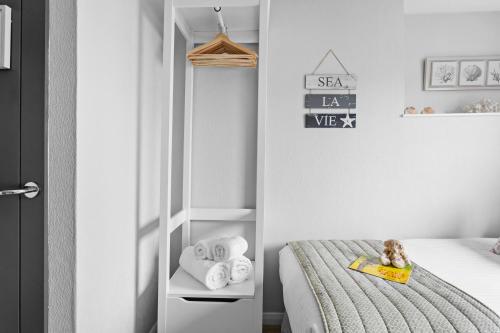 Sandway House - image 7