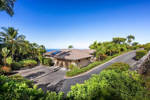 Three-Bedroom Holiday Home  image 4