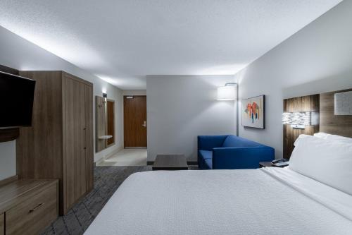 Holiday Inn Express Hotel & Suites-St. Paul, an IHG Hotel