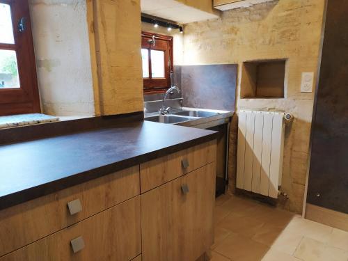 Manoir de Mathan - Appartement Prestige Résidentiel (Appartement Prestige Residentiel 3 chambres 3 salles de bain au Manoir de Mathan a Crepon 5 mn d'Arr) in Крепон