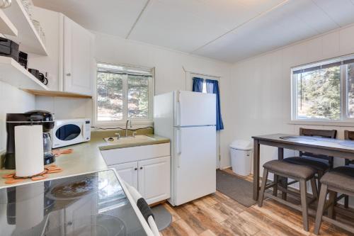 Colorado Mountain Retreat on Cucharas River! in La Veta, USA