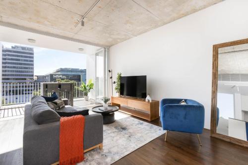 The Chromatic Apartments by Urban Rest - image 8