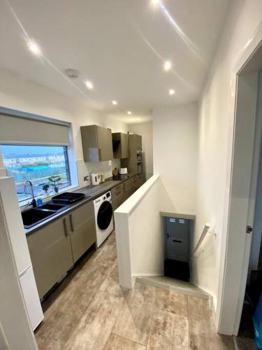 ห้องครัว, Private Northumberland Apartment - FREE PARKING in ไบลท์