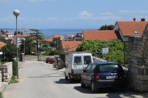 Apartments and rooms with parking space Mali Losinj (Losinj) - 2495