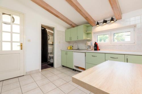 One-Bedroom Apartment with Terrace image 6