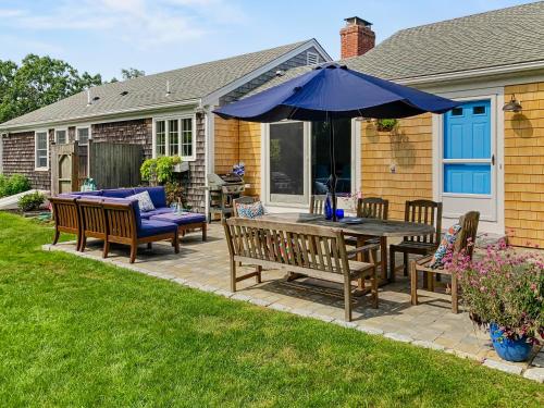 40 Tip Cart Drive Chatham Cape Cod - The Hideaway