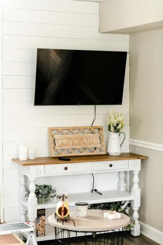 Cottage Escape in Virginia Wine Country in Lovettsville, USA