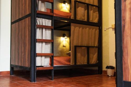 Bed in 6-Bed Dormitory Room image 1
