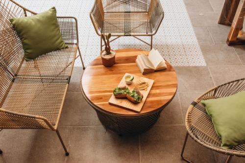 Food and beverages, Flore Hostel in Antigua Guatemala