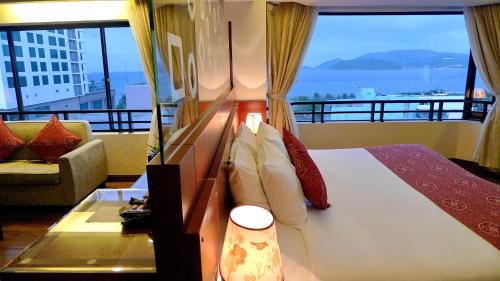 Suite with Sea View room in Asia Paradise Hotel Nha Trang