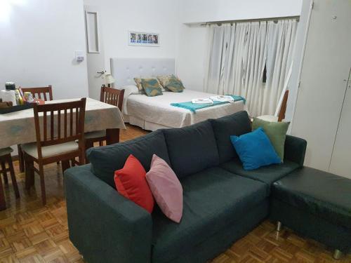 One-Bedroom Apartment image 2