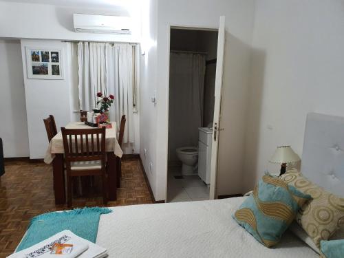 One-Bedroom Apartment image 1