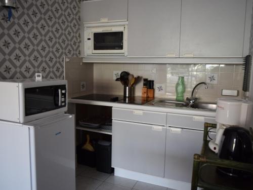 Appartement avec Terrasse à 50m de la Plage des Sables-d'Olonne - FR-1-197-429 - image 3