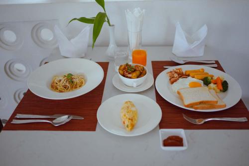 Restoran, Montagne Regency in Kampot