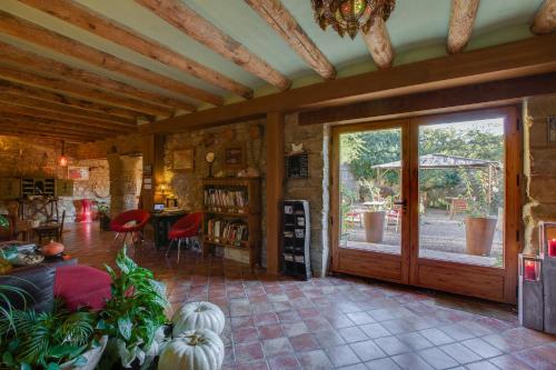 Közös társalgó / TV, El Corral De Concilio in Murillo de Gállego