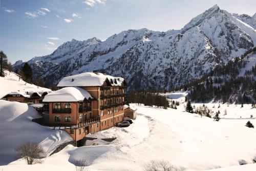 Locanda Locatori - Hotel - Passo Tonale