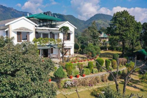 An Extraordinary 6-bedroom Bungalow In Mussoorie