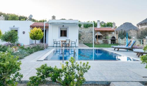 Zeus's Daughtes Villas - image 13
